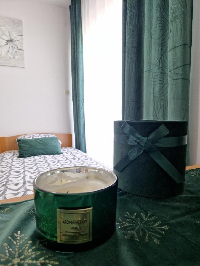 Motel "Tri Lovca" 크닌 외부 사진
